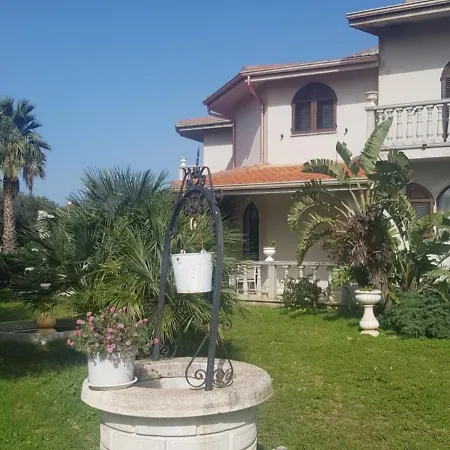 La Casa Delle Rose 2 Nyaraló Giba
