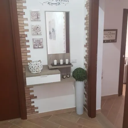 Nyaraló La Casa Delle Rose 2 *